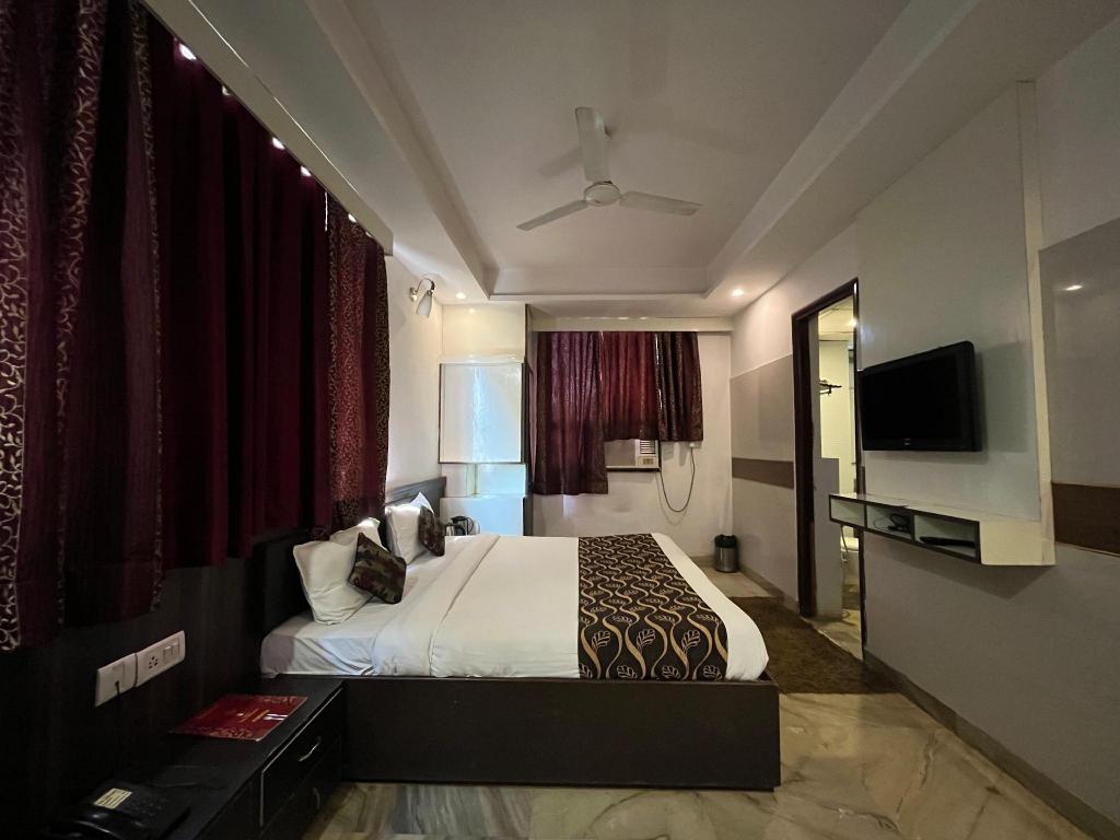 Hotel Taj Galaxy